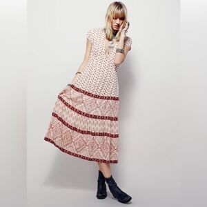 Free People Women’s Bella Notte Pink Floral Short Sleeve Midi Dress Size 10